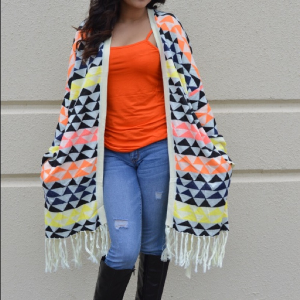 Geometric Pattern Cardigan